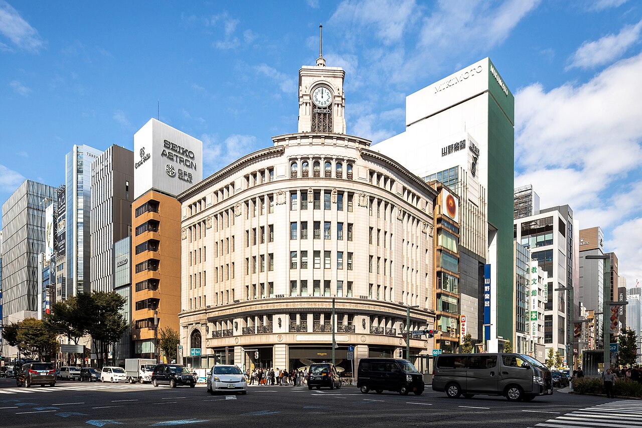銀座の和光時計塔